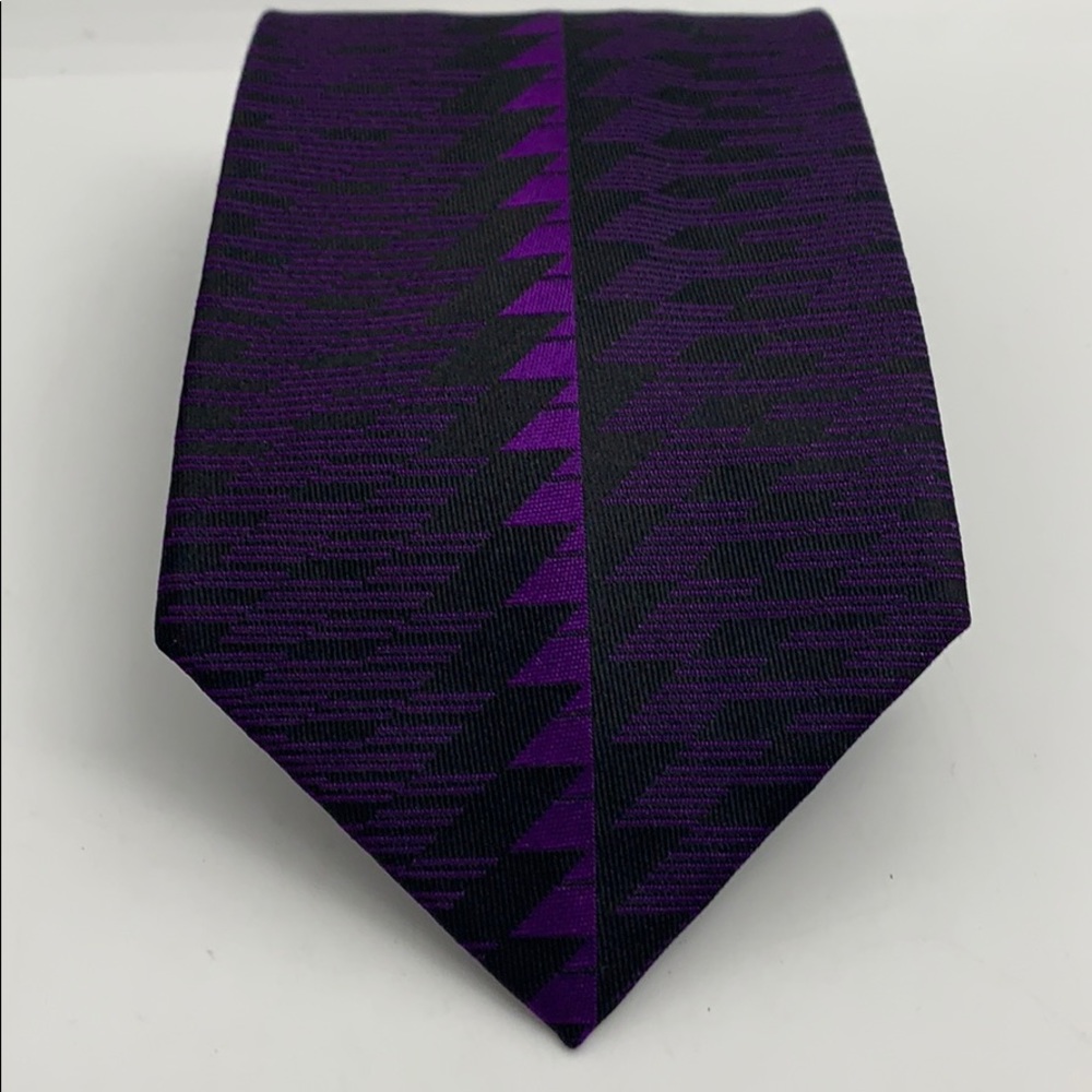 Vintage Versace V2 100% Silk Tie